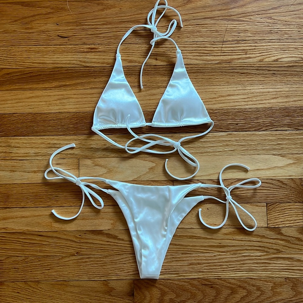 White pearl bikini